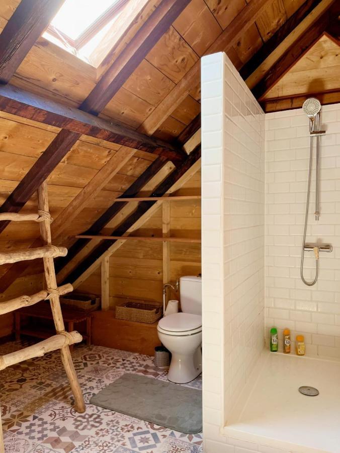 Habitation La Reine Du Camp Chambres D'Hotes Saint-Claude Dış mekan fotoğraf