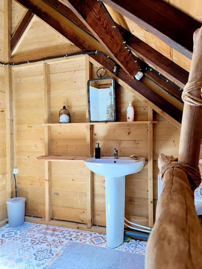 Habitation La Reine Du Camp Chambres D'Hotes Saint-Claude Dış mekan fotoğraf